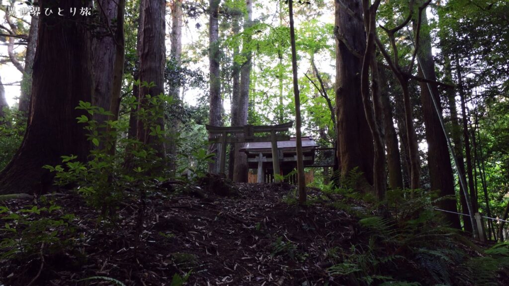 【京都魔界案内】首塚大明神｜鬼王「酒呑童子」の首が眠る