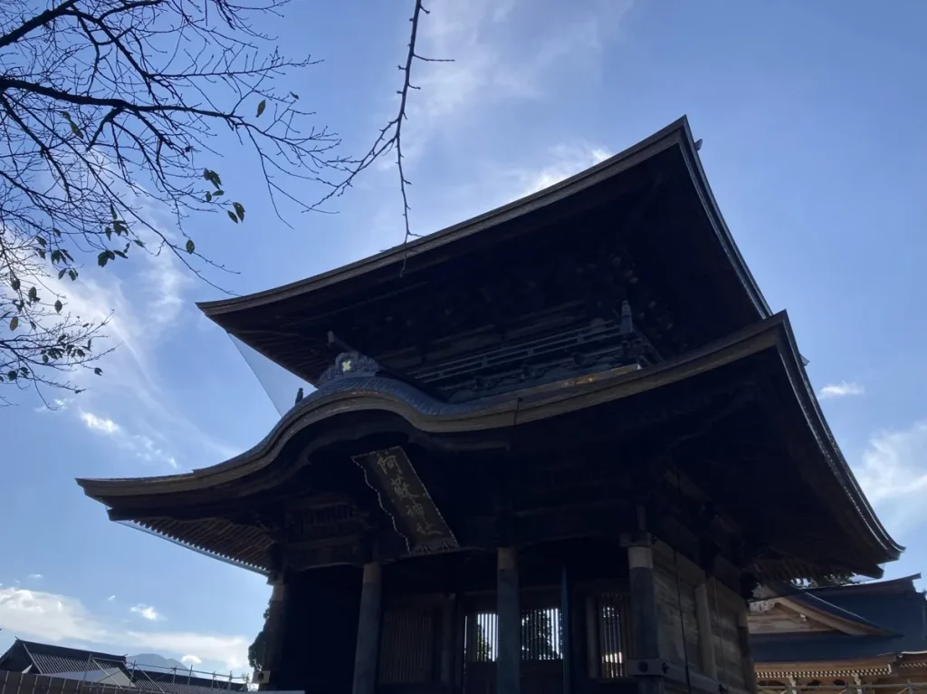 阿蘇神社（あそじんじゃ）｜熊本県の絶景&観光名所