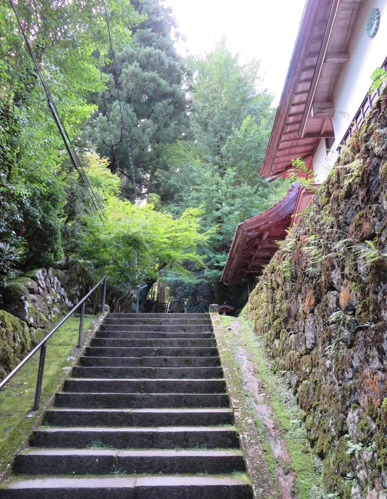 三徳山三佛寺投入堂(みとくさんさんぶつじなげいれどう)｜鳥取県の絶景観光名所