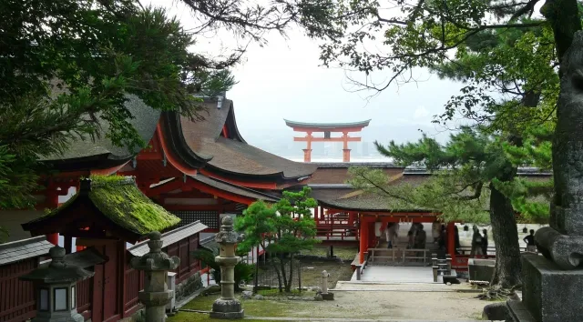 厳島神社（いつくしまじんじゃ）｜広島県の絶景&観光名所